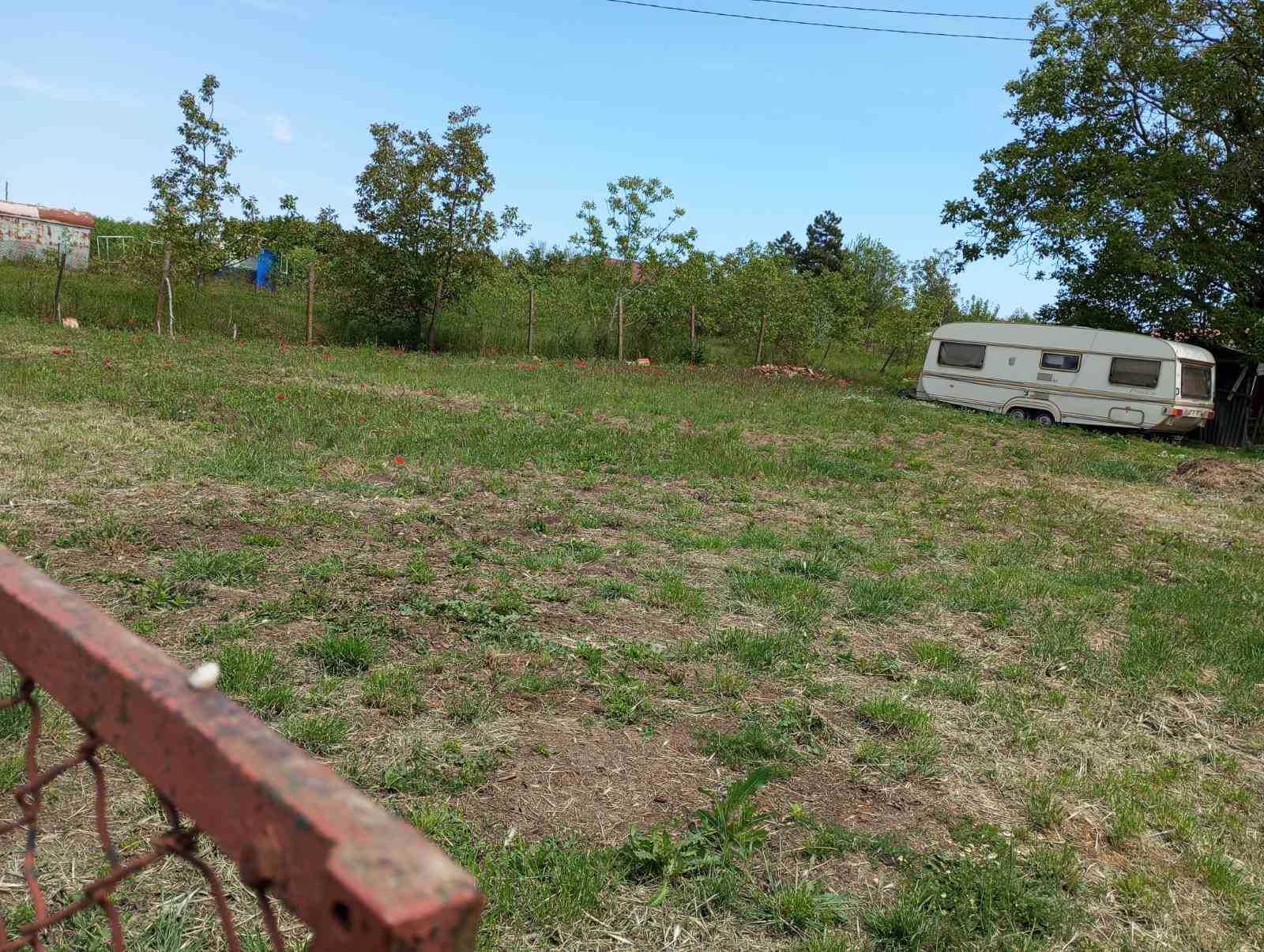 Продавам 500 кв.  в село Крапец , обл. Добрич ,