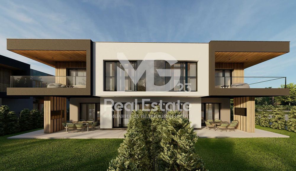 Къща с двор и паркомясто в затворен комплекс в село Войводиново!