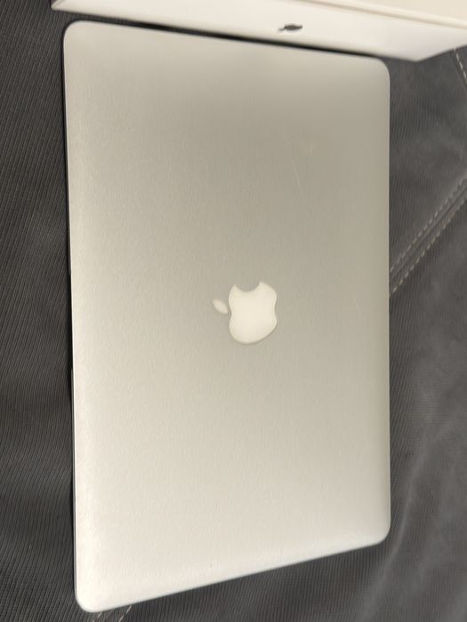 Laptop Apple air 13 a1466