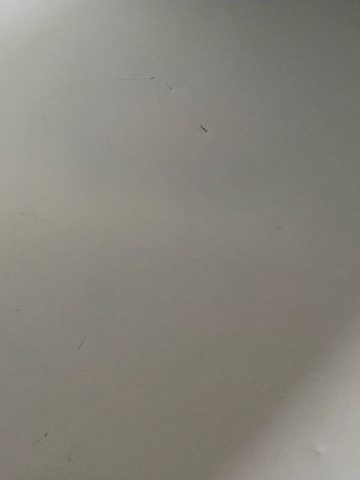 Lada frigorifica cu prezente urme de uzura vizibile in imagini