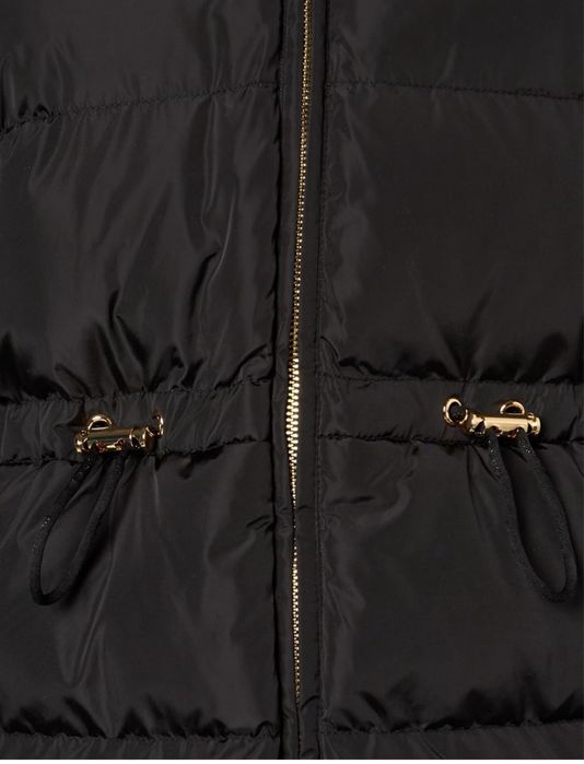 Pinko -дебело яке с качулка