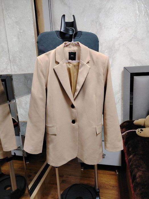 Модные брендовые пиджаки много видов