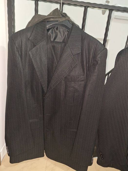 Vand costum barbat nunta, doua modele