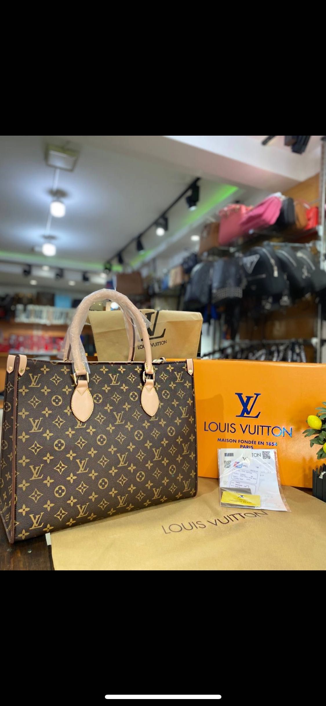 Portofel PREMIUM Louis Vuitton - Elegant și Stilat în Livrare Rapidă