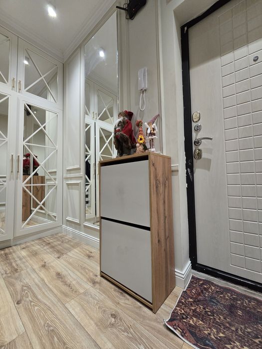 Обувница закрытая