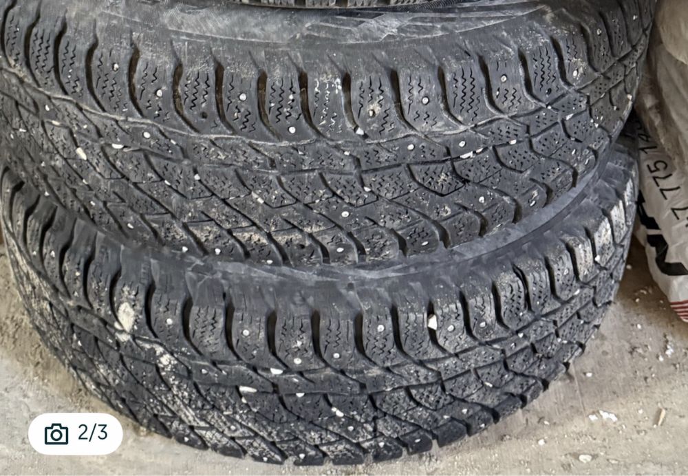 Сатылады 2шт только покрышка зимный хорошом состояние 215/65R16