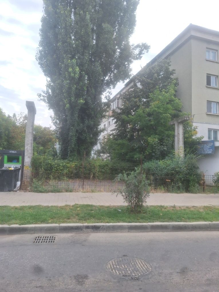 Teren bulevardul Epureanu nr 36  822 mp