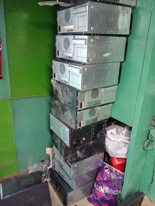 Китайские компьютеры h61 i3-2100 ОЗУ 2g количество 13 штук за 30.000