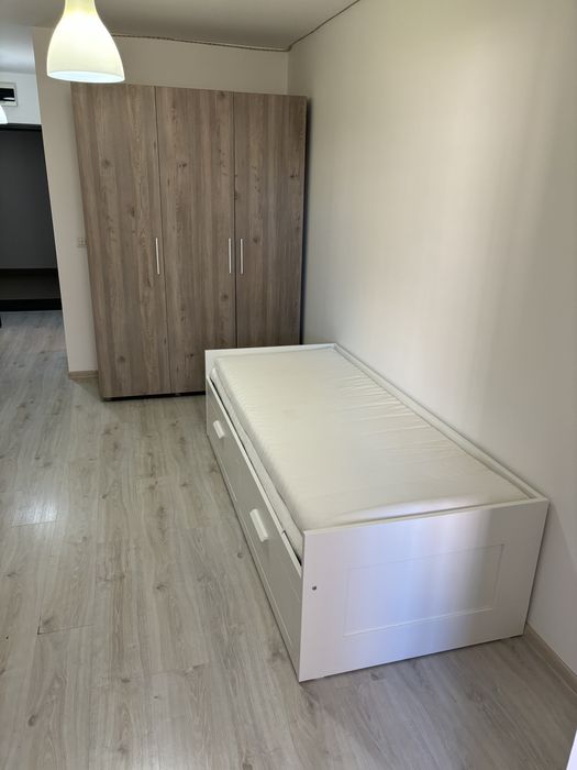 Inchiriez garsoniera