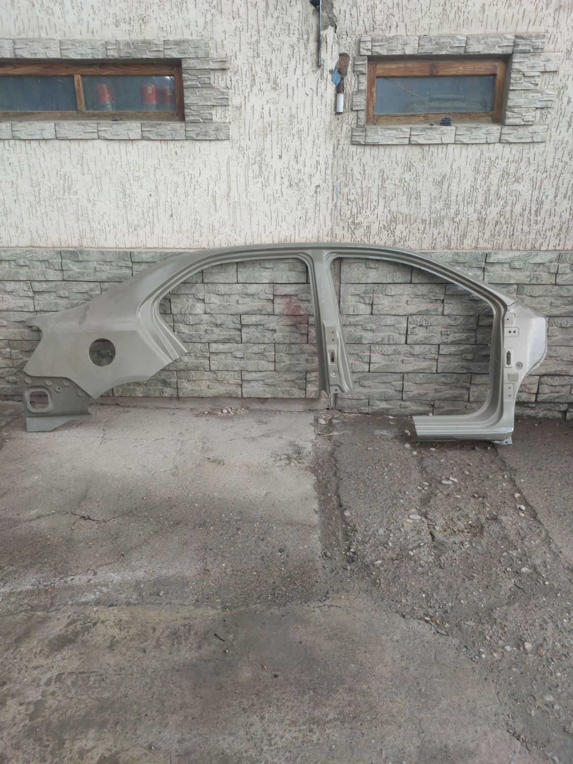 Шевролет кобальт,  r4