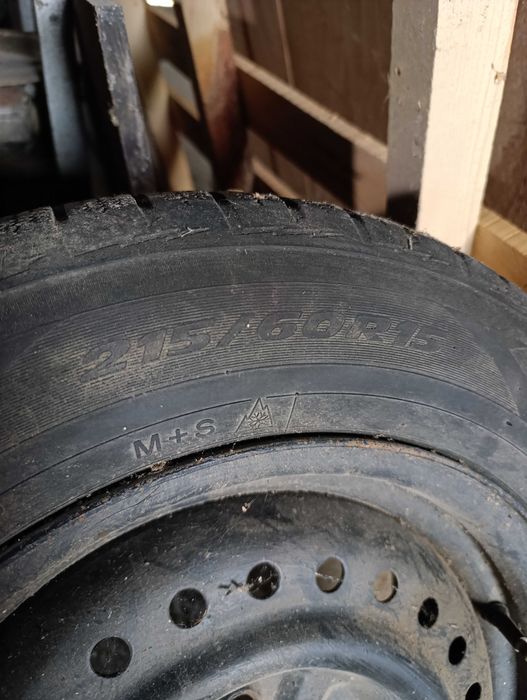 Зимни гуми TOYO 215/60/15