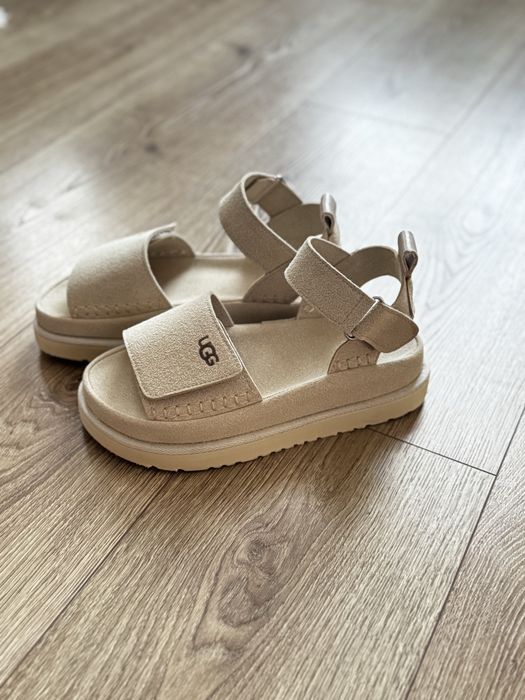 Дамски сандали UGG