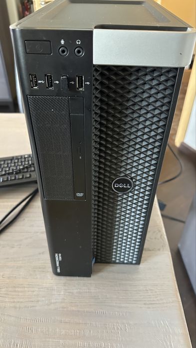 Работна станция Dell Precision T3510 + монитор Dell 22”
