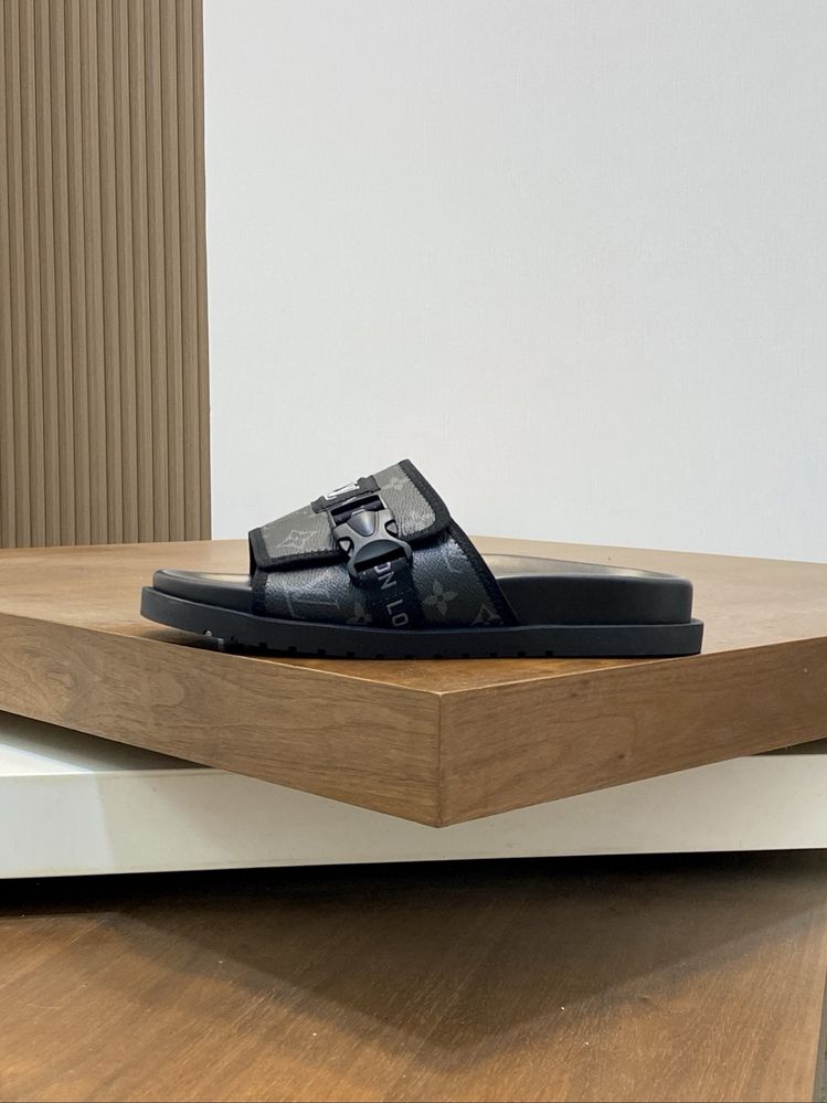 Slapi Louis Vuitton , noi , premium , 42