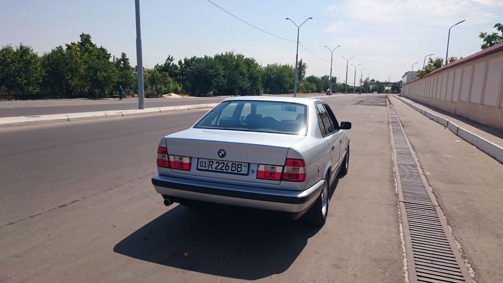 Продаётся своя BMW