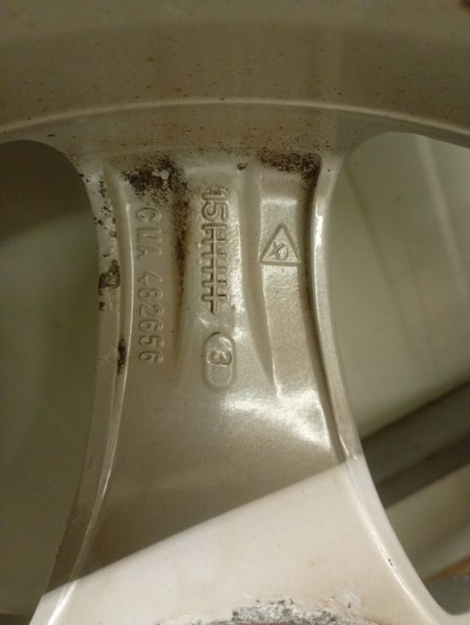 Jante BORBET Ford Kuga R16