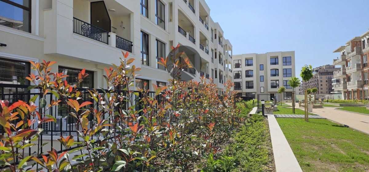 Продава се Тристаен апартамент в Пловдив, Христо Смирненски - 112 кв.м за 1241 €/кв.м - Снимка #2