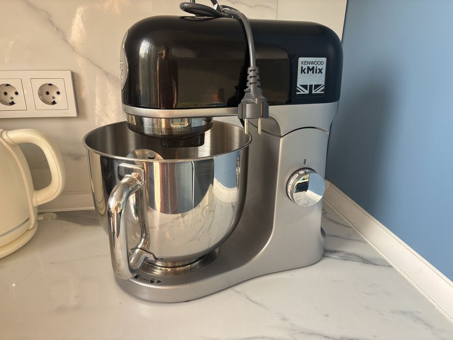 Планетарный миксер Kenwood