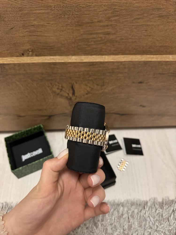 Оригинален часовник Just Cavalli