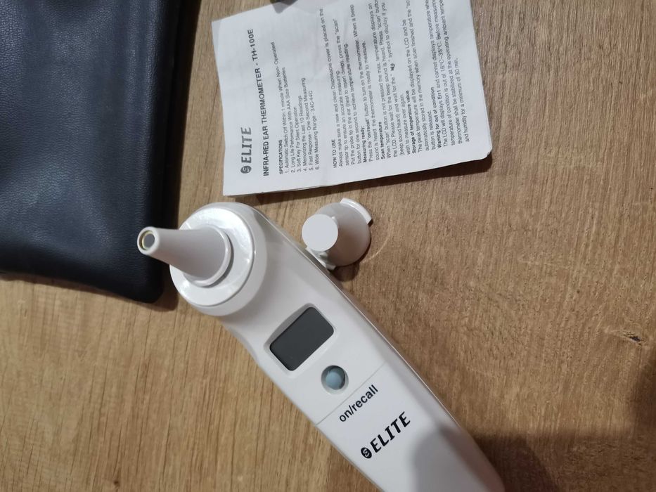 Инфрачервен Eлектронен термометър за ухо 15 лв