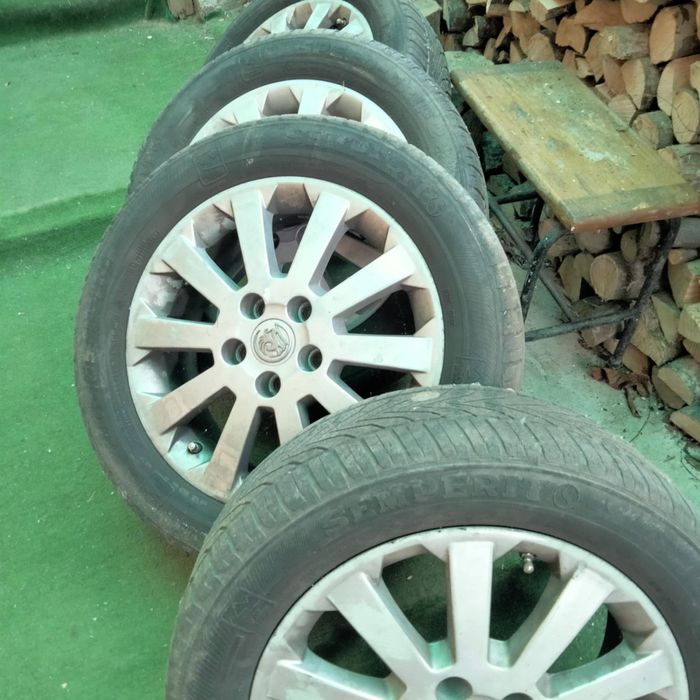 Jante cu tot cu cauciucuri iarna vara