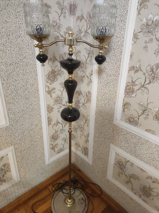 Торшер, напольный светильник