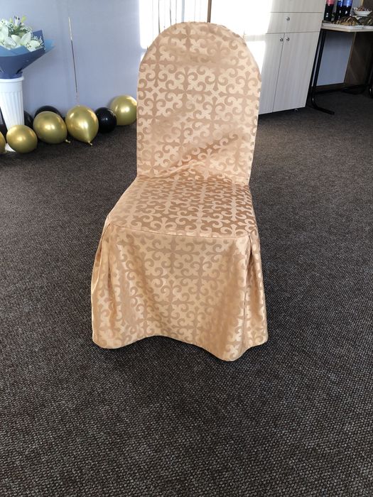 Распродажа банкетных чехлов