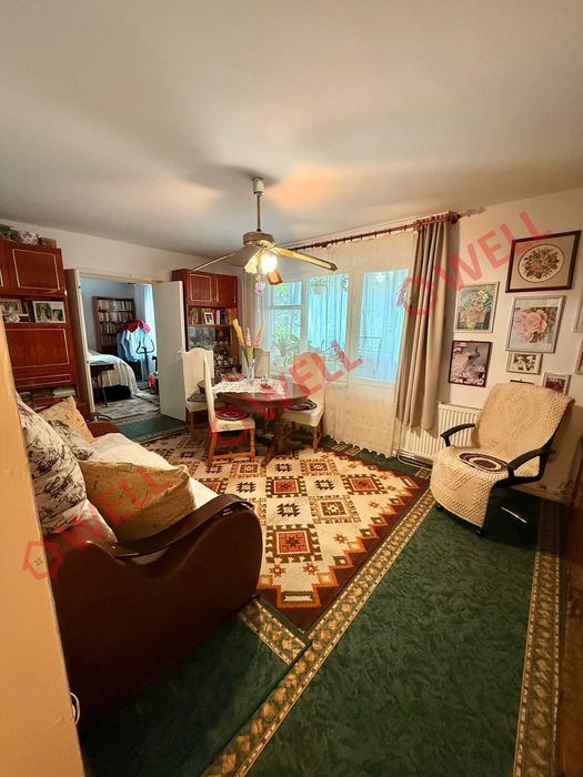 OFERTĂ SPECIALĂ!  Apartament cu 4 camere de vânzare !!