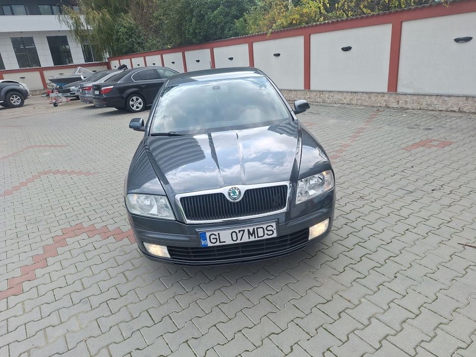 Vând skoda Octavia 2008 2.0 diesel 140 Cp
Euro4 an fab 2008
Ofer fisca