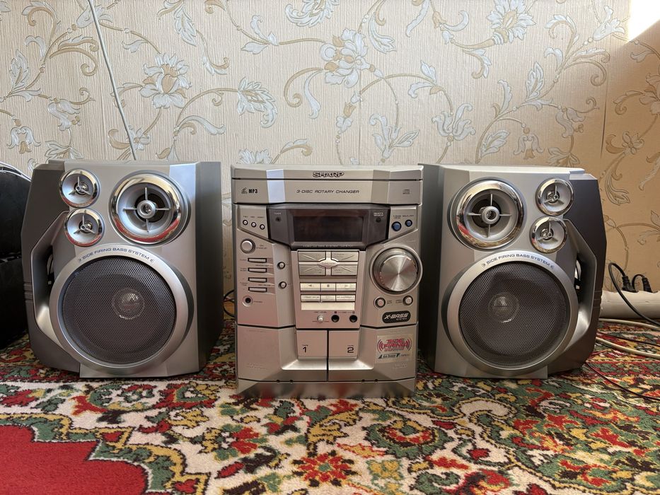 Продам музыкальный центр