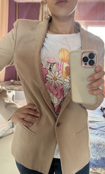 Дамски сака М размер