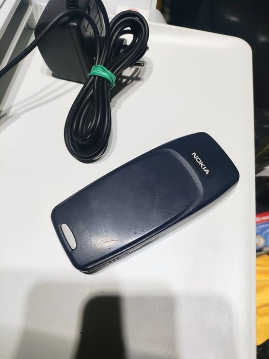 Nokia 3310+incarcator ( decodat)