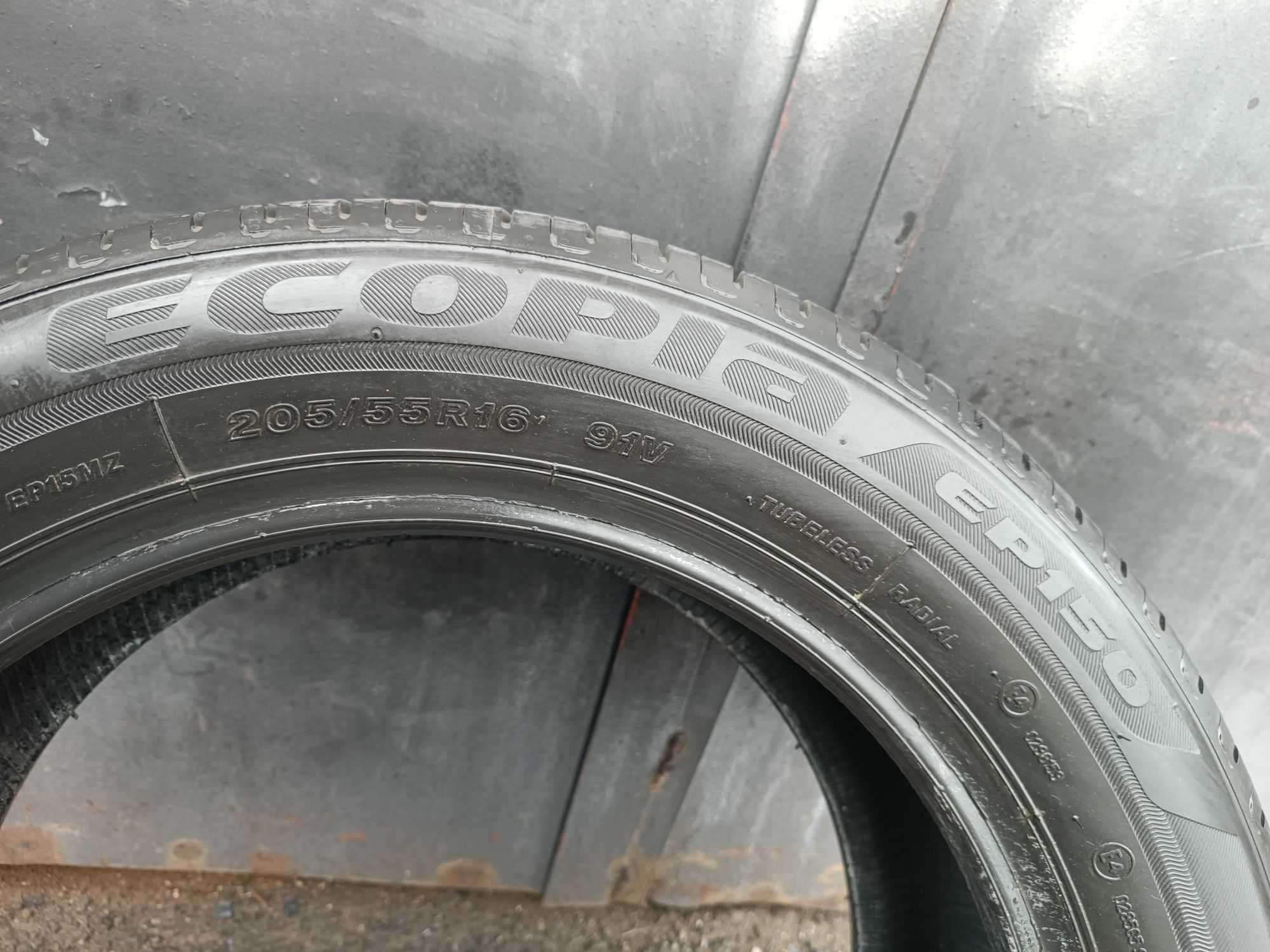 205/55/16 Bridgestone Дот 1523