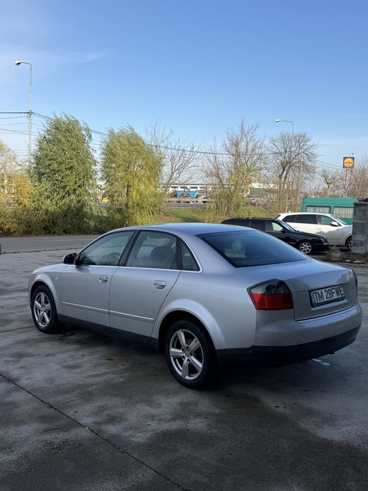 Vând Audi A4 B6 2005  1.9 TDI 101cp Stopuri Led