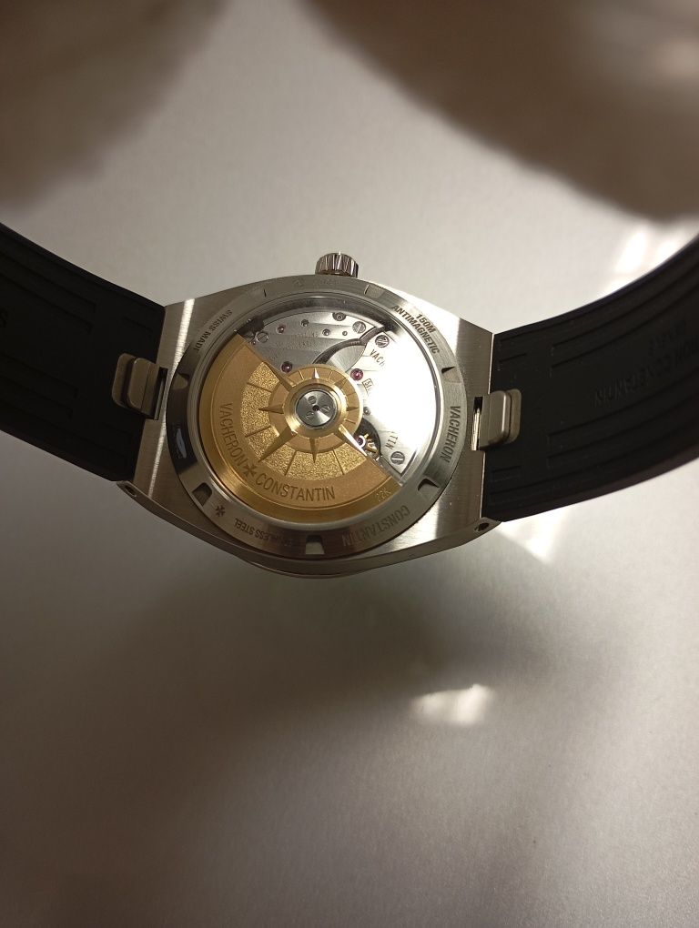 Vacheron Constantin Overseas 4520V