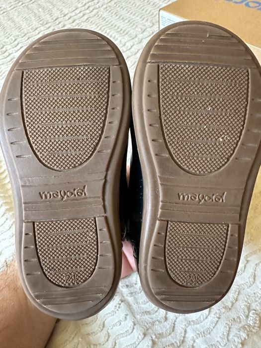 Детски лачени обувки Mayoral