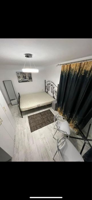 Inchiriez camera privata lux cu baia bucataria comun iasi centru P.F.