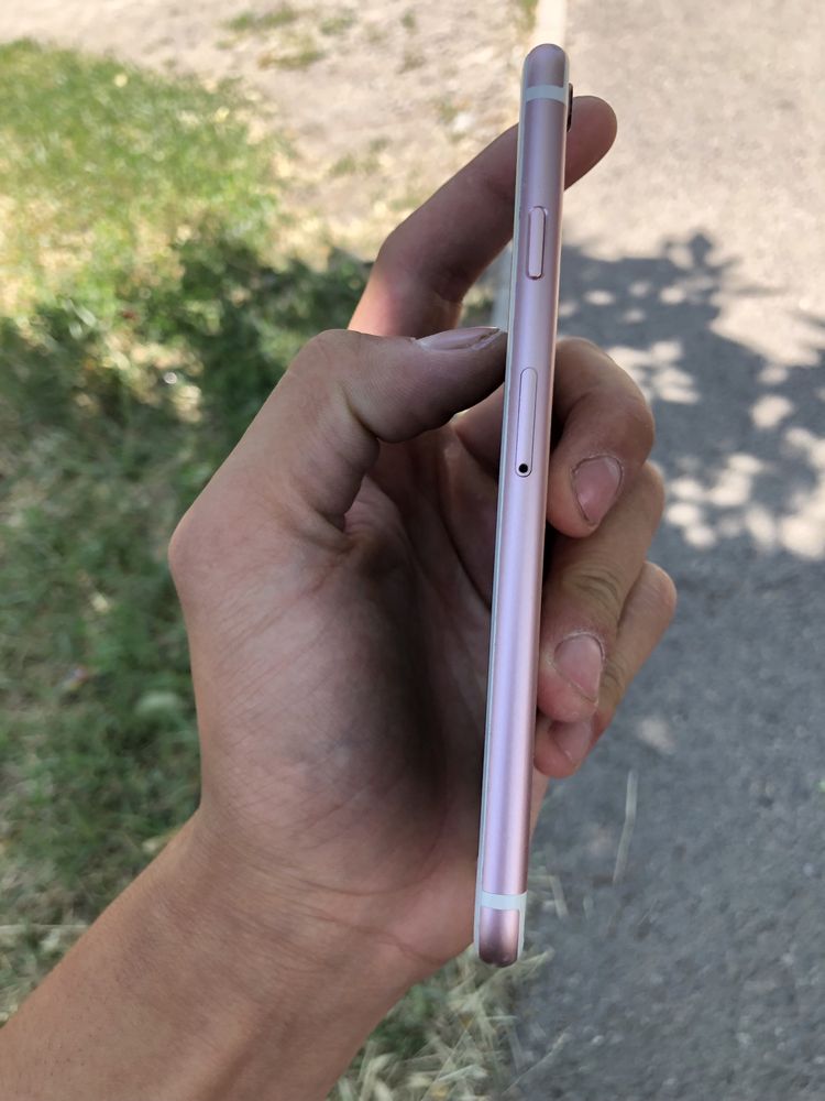 IPhone 6s память 64