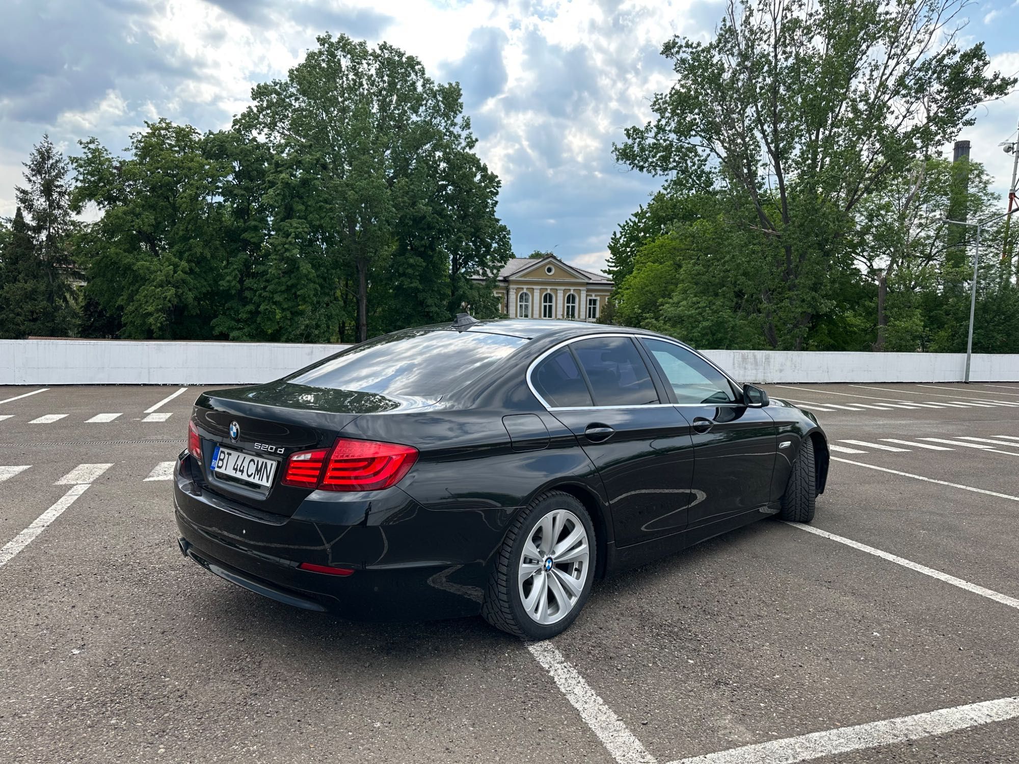 BMW F10 2.0 Automat Trapa HiFi