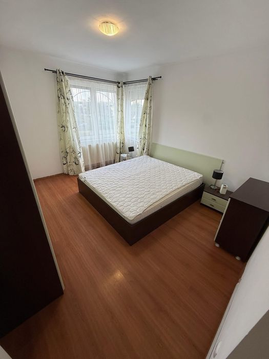 Ofer spre Vanzare Apartament 2 Camere Etaj 2  zona Burdea