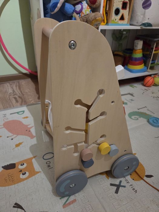 Дървен Уокър - Mony