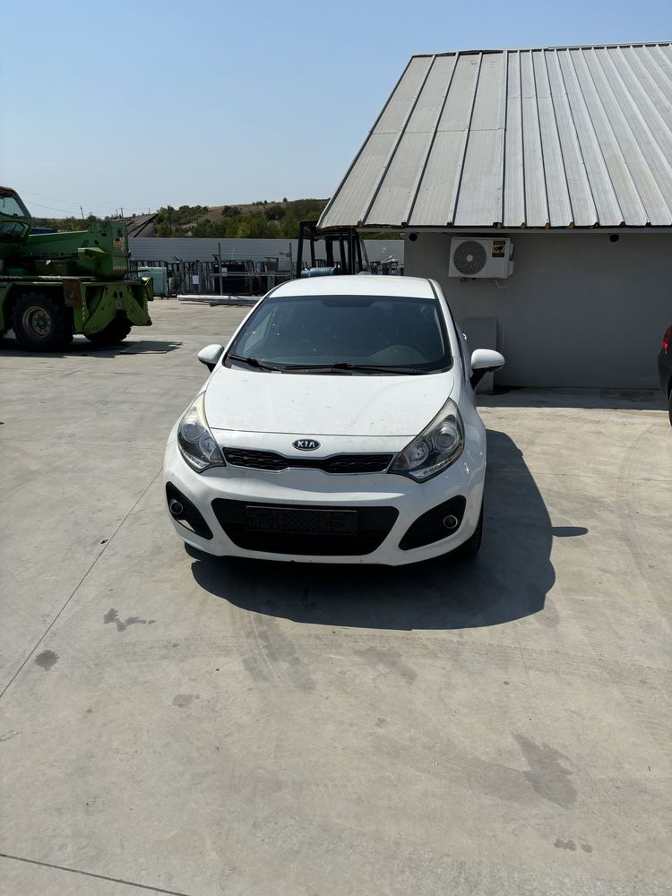 Dezmembrez kia rio 2012 1.1 crdi