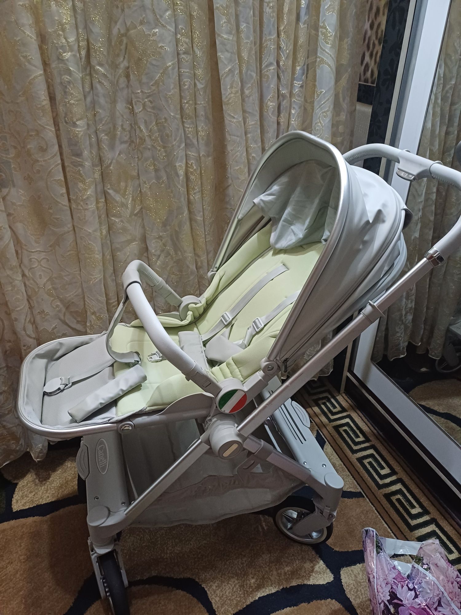 Продаётся коляска
