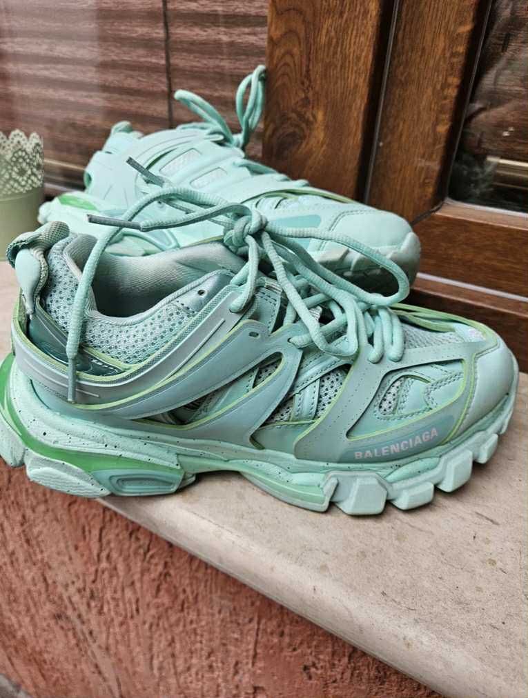 Дамски маратонки BALENCIAGA