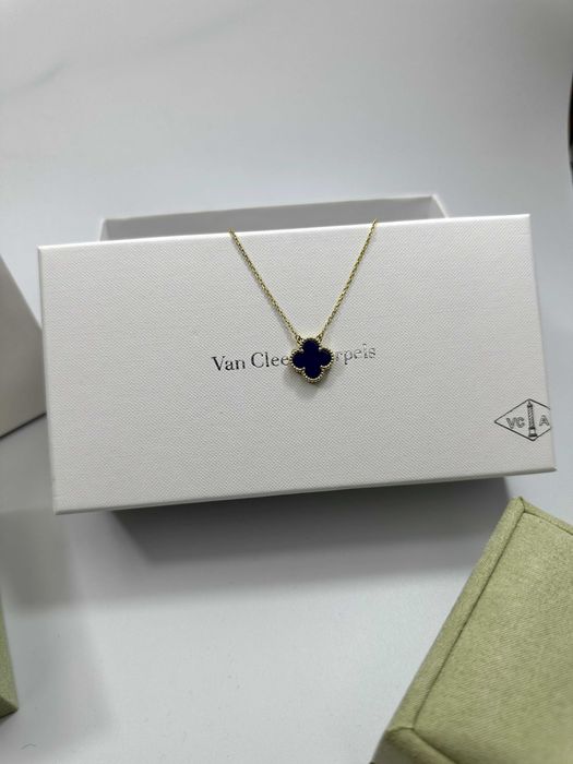 Colier Van Cleef & Arpels Gold 18K Agate