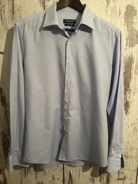 Ризи на марката Теодор