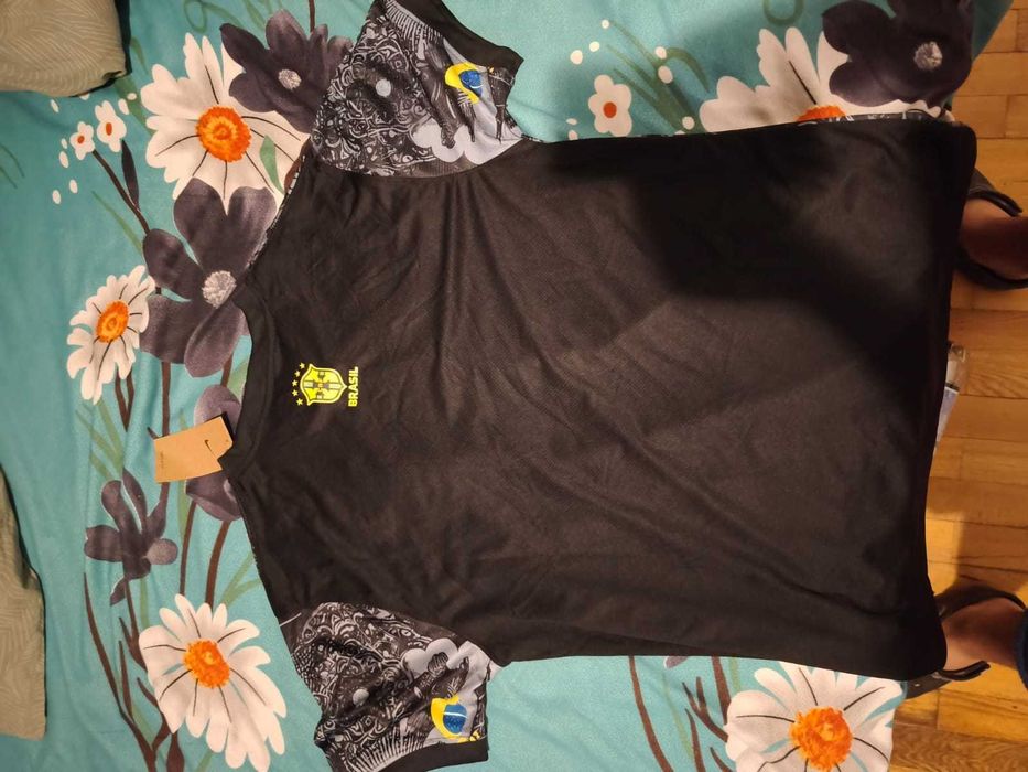 2 tricou fotball brazilia rio de janero(NU RASPUND PE OLX)