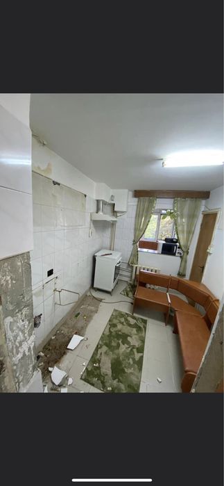 Decopertare Gresie Faianta Huma Calciu Transport moloz carat debarasat