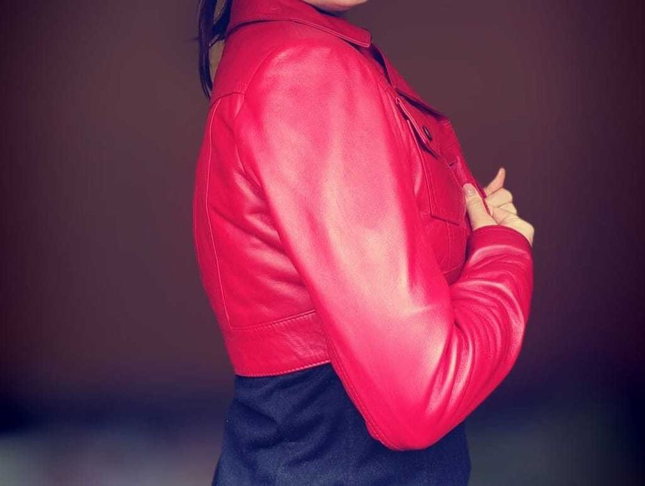 Geaca piele rosie Stradivarius