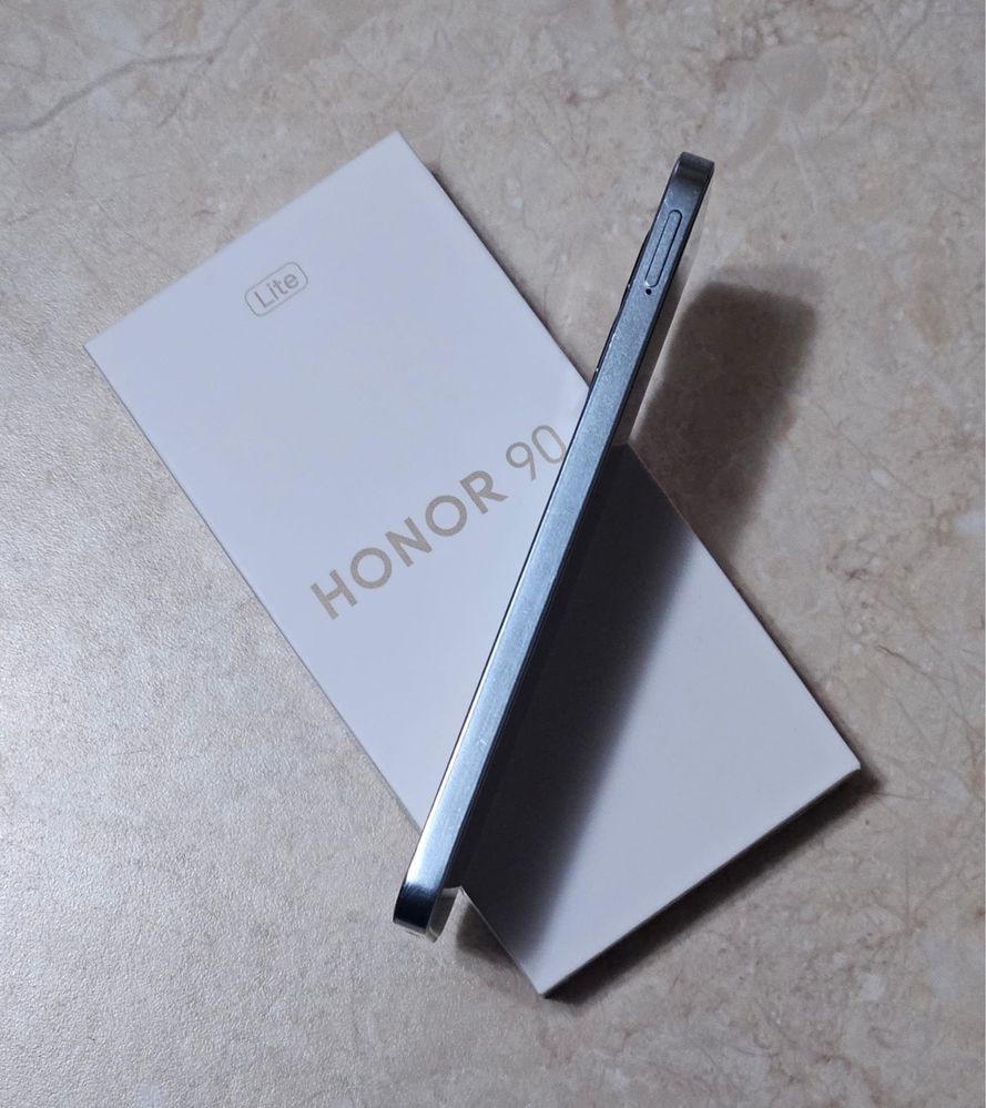 Honor 90 Lite 256 gb ca NOU impecabil